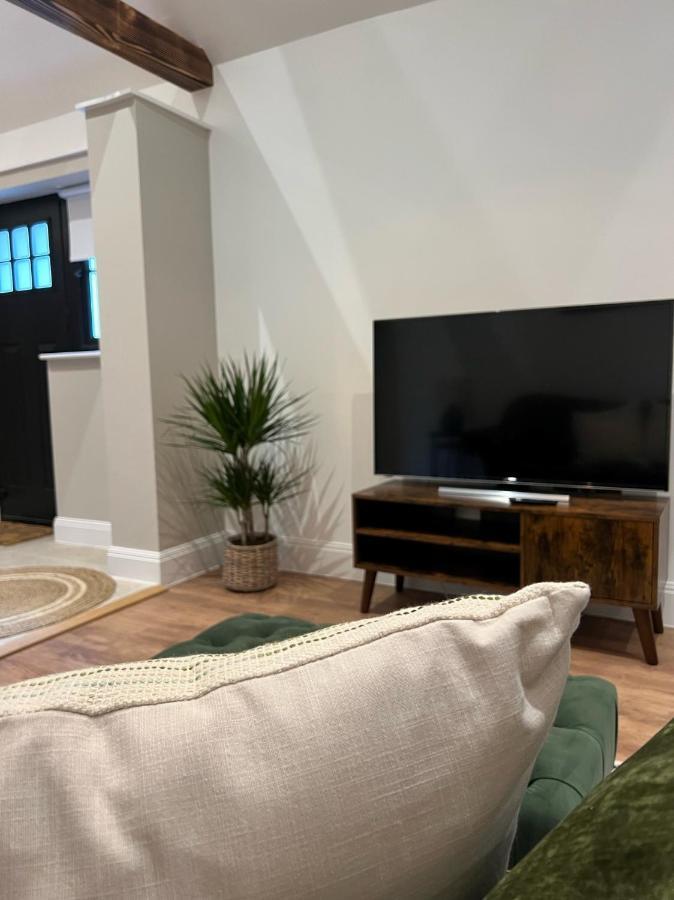 Springfield Lodge - Adorable New Forest 1-Bedroom Guest House Ringwood Extérieur photo