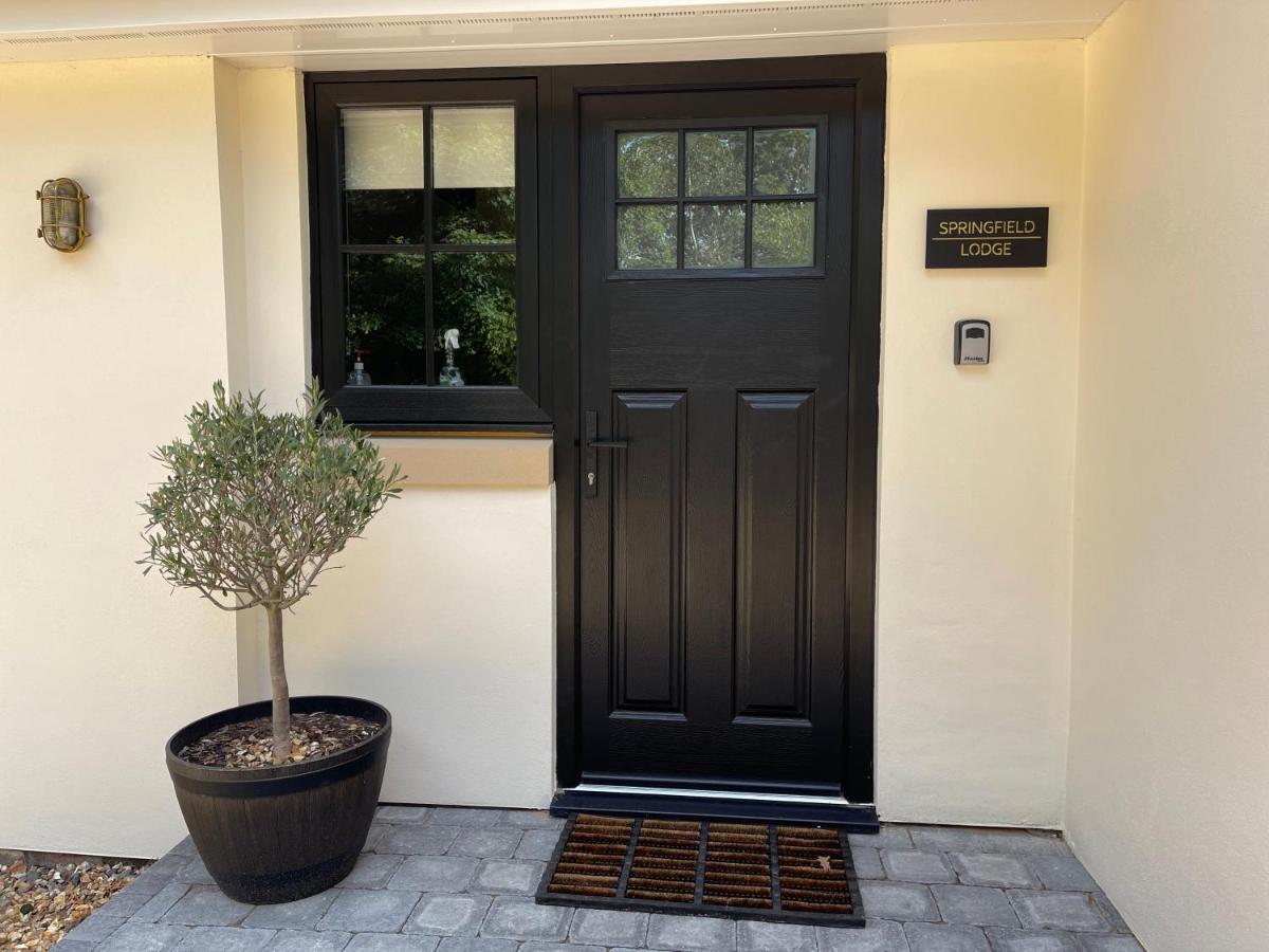 Springfield Lodge - Adorable New Forest 1-Bedroom Guest House Ringwood Extérieur photo